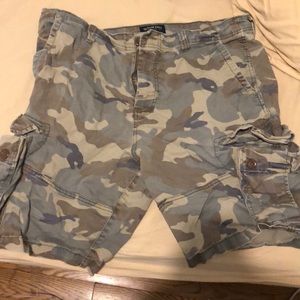 Anerican eagle extreme flex cargo shorts